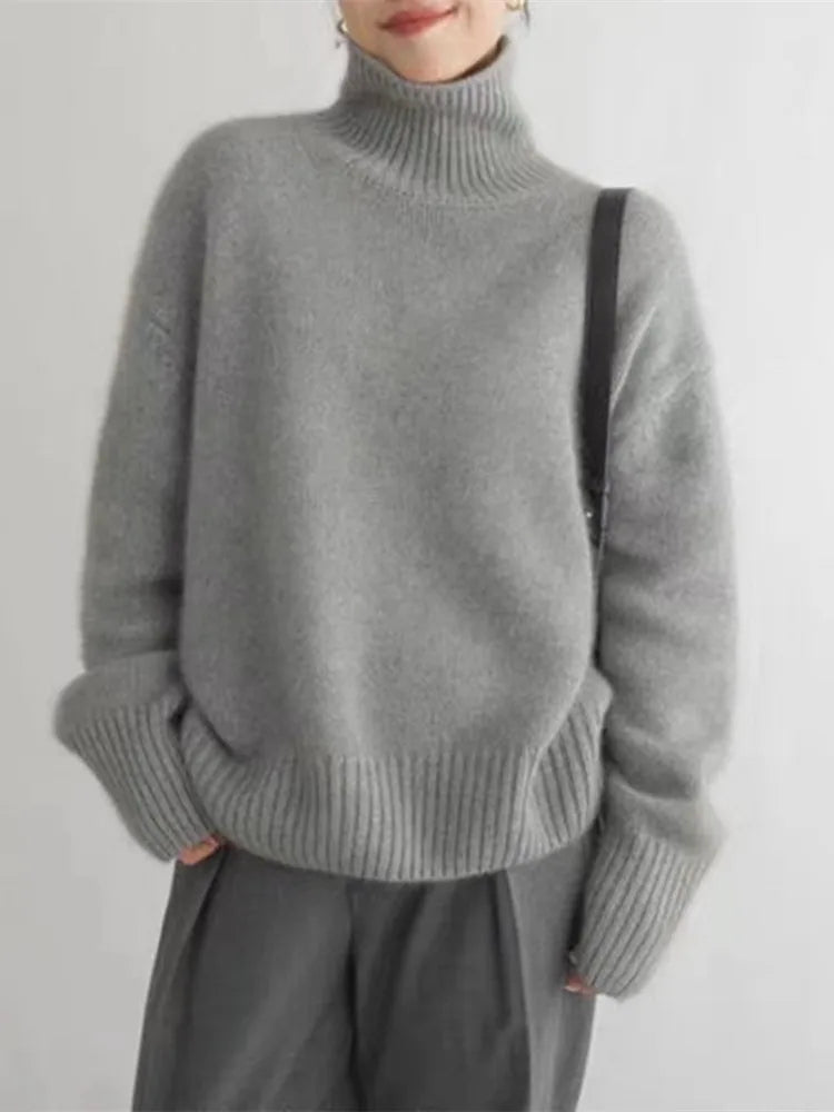 Isabella – Cashmere Turtleneck Sweater