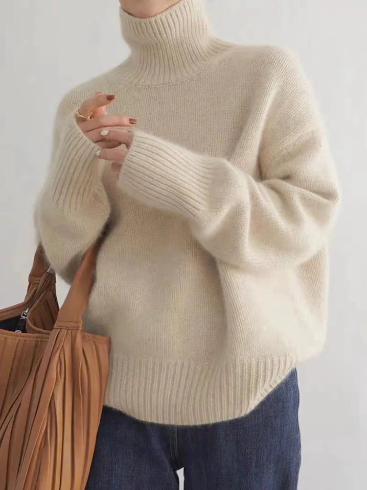 Isabella – Cashmere Turtleneck Sweater